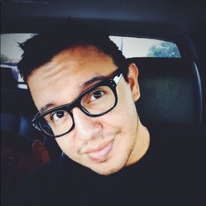 Meet your Posher, Adrián